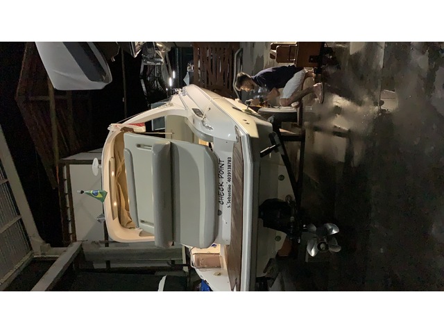 Triton 275i - 2012