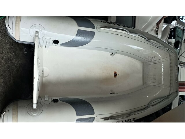 Zefir 2M fundo Rígido + Mercury 5Hp  - 2011
